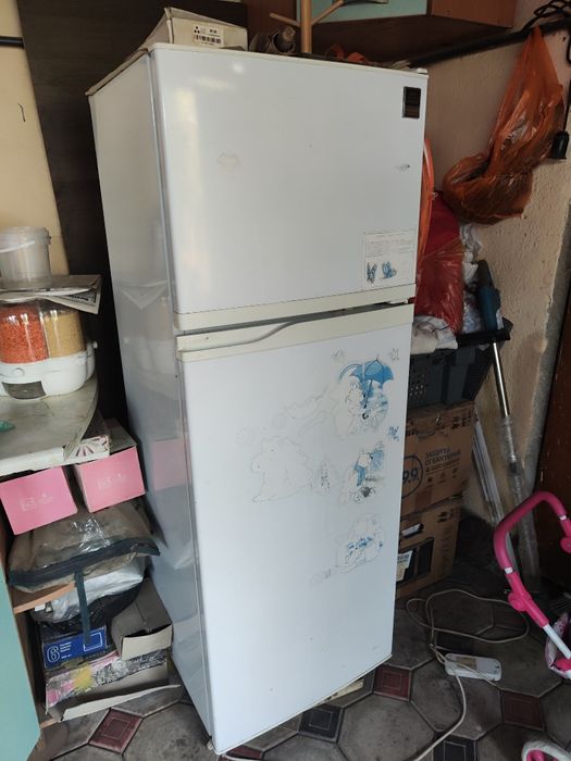 Холодильник холодильник