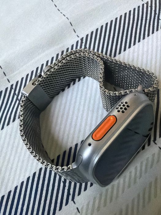 apple watch ultra 2 milanese loop