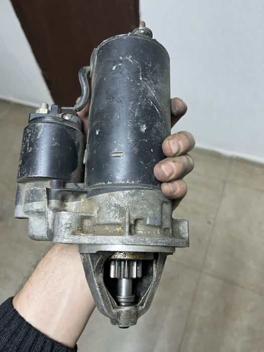 Стартер Мерседес двигатель М102.