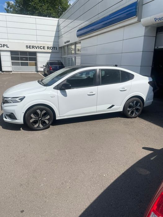 DACIA Logan 2025 — imagine 2