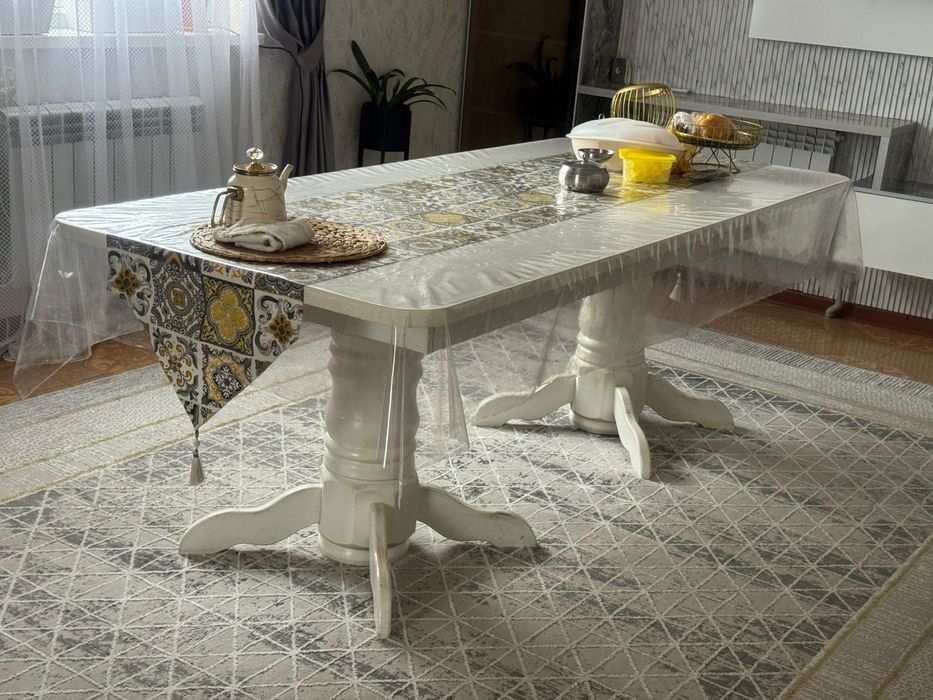 Обеденный стол 2.2м на 1.2м