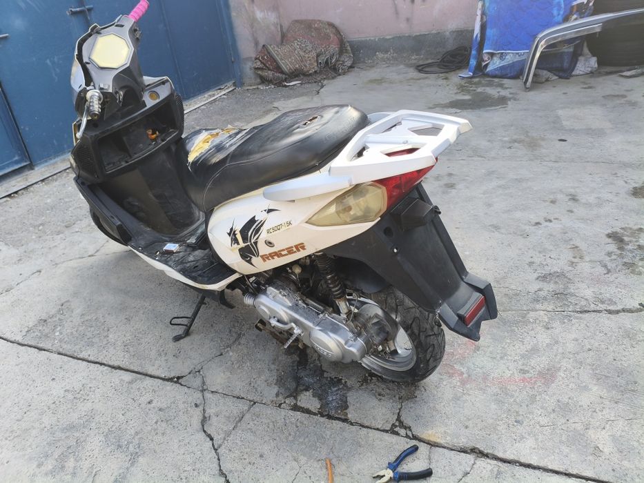 Продам мопед Reser