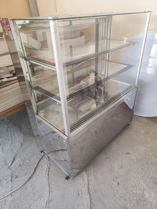 Холодильник витринный из нержавейки