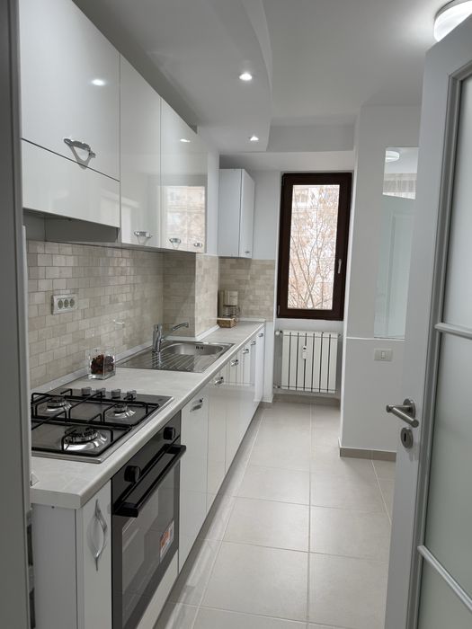 Vanzare apartament 2 camere