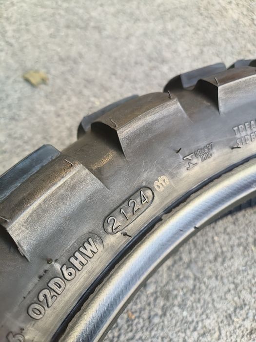 Continental Twinduro 
150/70/18. Dot 2124.
 Много добро състояние без