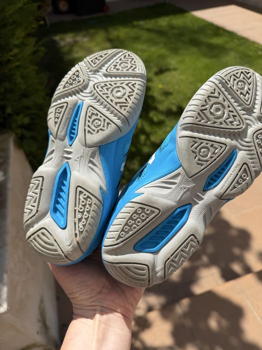 Запазени маратонки ASICS -36 номер