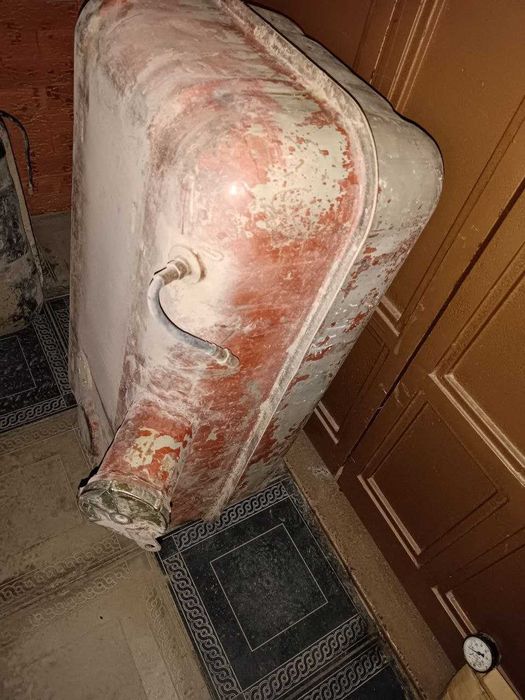 Продаётся бак от зила