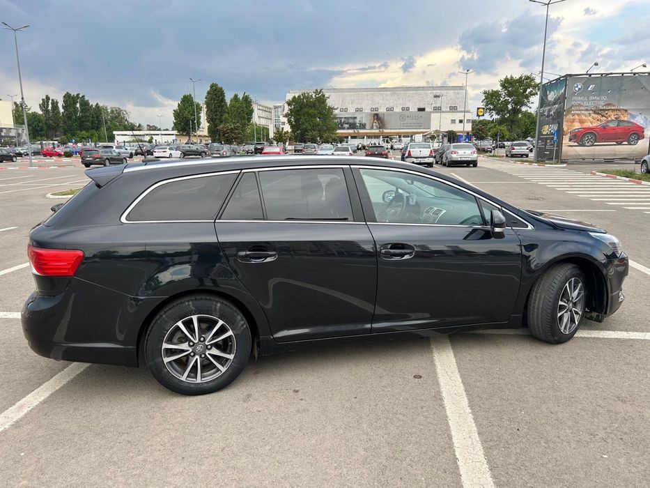 TOYOTA Avensis 2015 — imagine 2