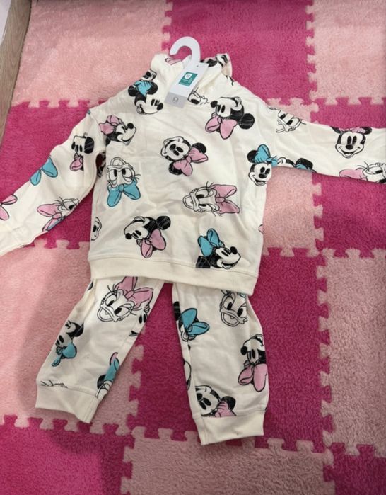 Compleu fetite marimea 92 nou