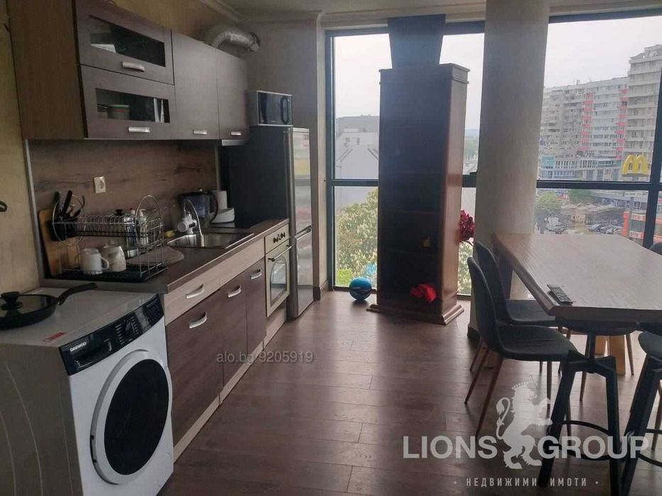 Дава се под наем Двустаен апартамент в Варна, Център - 65 кв.м за 625 € - Снимка #1