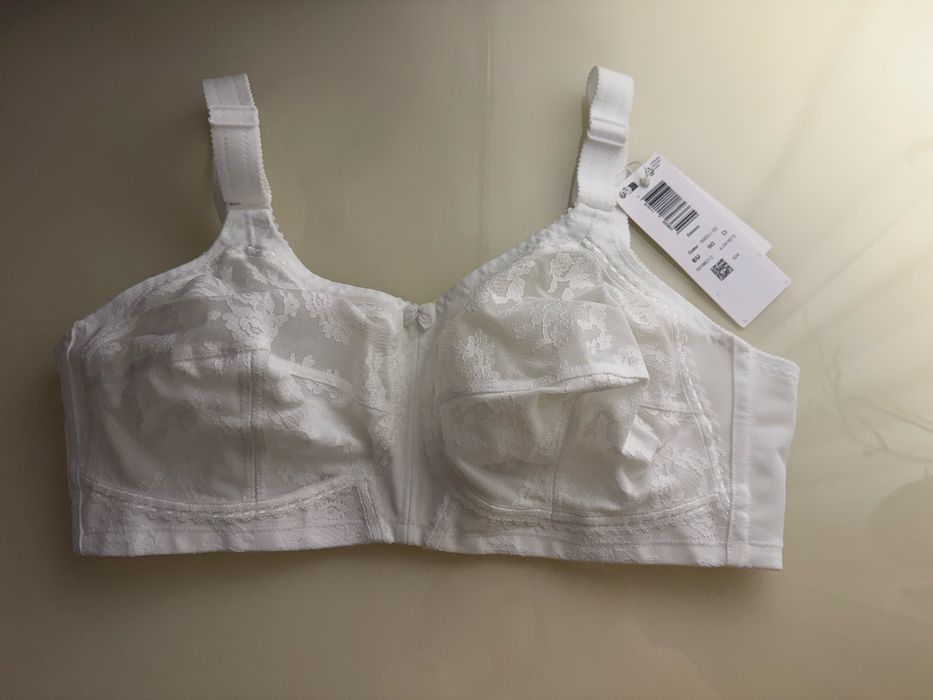 Нови Сутиени Triumph