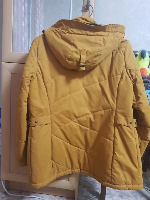 Продам куртку 48 размер ер.