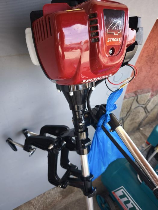 Двигател за лодка