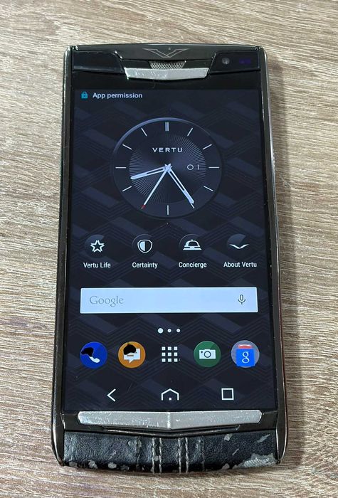 Vertu Signature Touch