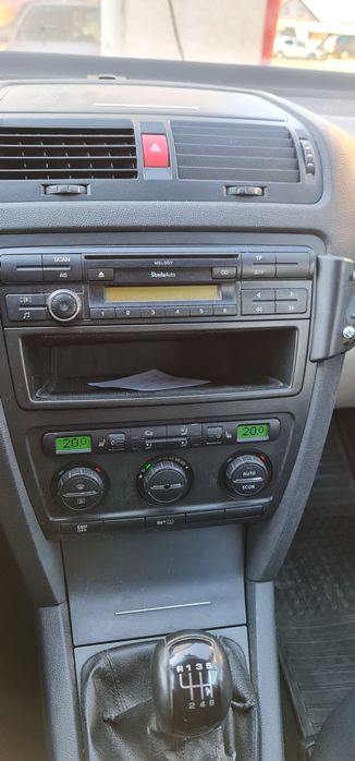 De vânzare Skoda Octavia 2 tdi
