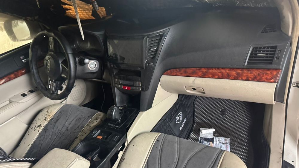 Subaru legacy 2010