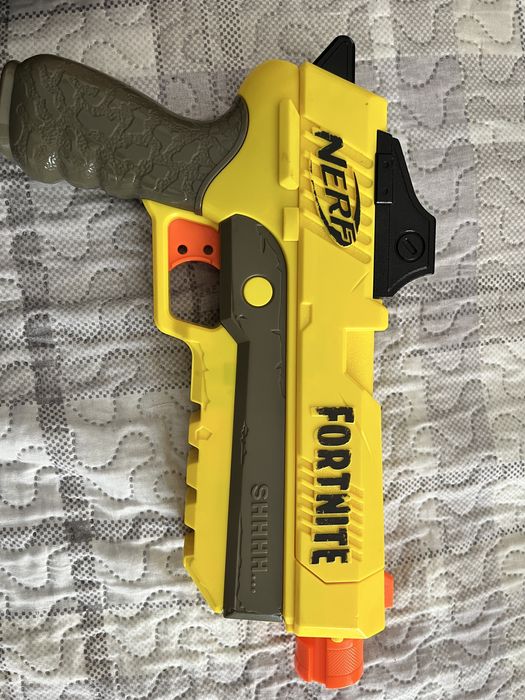 Set pistoale nerf pump fornite si xshot