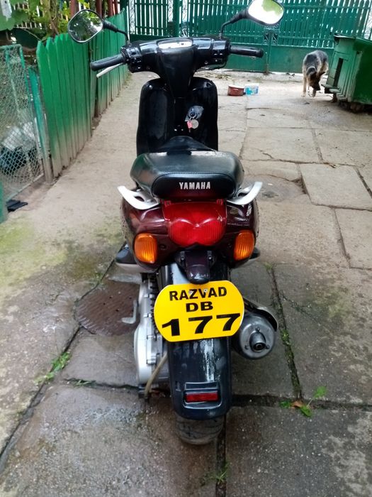 Vând scuter yamaha neos 100cm
