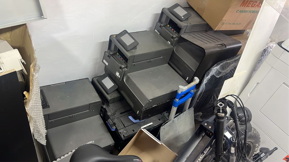 Продам принтеры на запчасти
