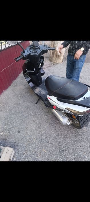 Продам скутер м10