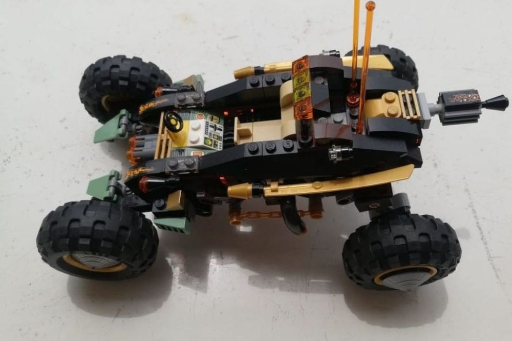 Lego technic masina buggy
