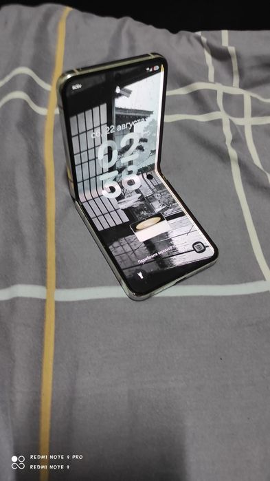 Samsung z flip 5 256/8