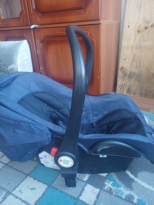Продам детское авто кресло