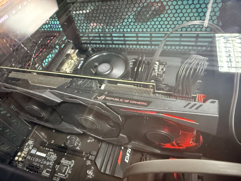Геймърски компютър Asus ROG STRIX GeForce GTX 1060