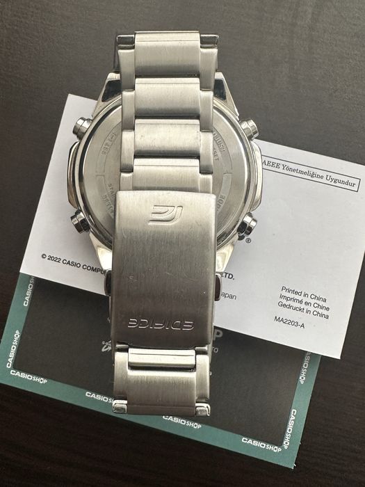 Часовник Casio Edifice EFV-C110D-1A3V - неразличим от нов
