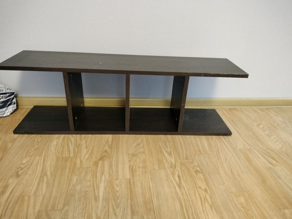 Продам полку для книжек