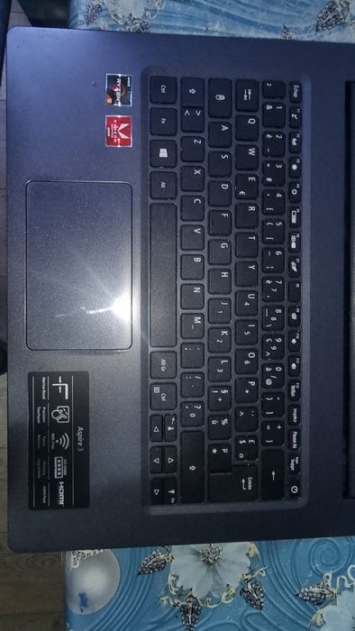 Laptop Acer Aspire3 Ryzen 5 ssd512