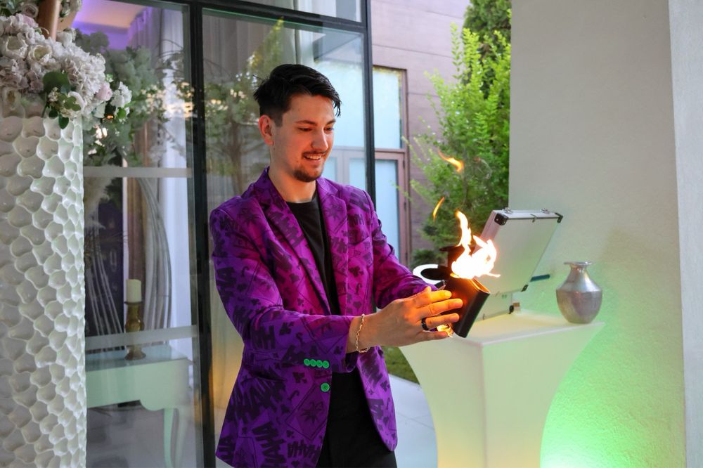 Magician petreceri copii 350 de lei