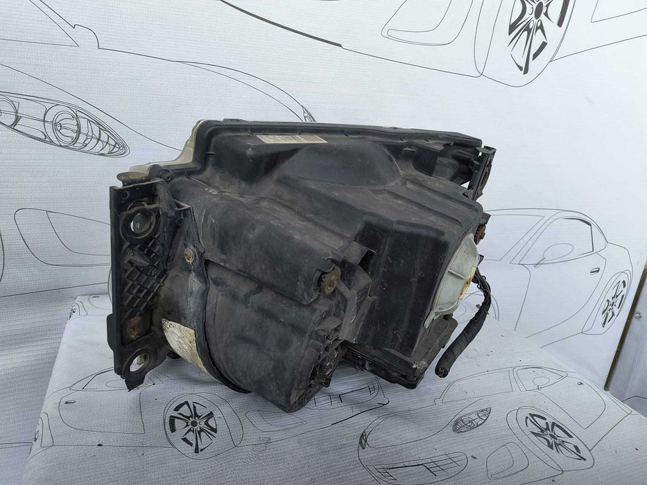 Far Dreapta Uk Xenon Bi-Xenon Afs Land Rover Discovery 3 2007 / 2005-2009 Cod OEM XBC500102 (1E1)