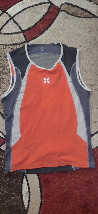 Maieu Montura stare foarte buna mar. S M curier gratuit 28-29.06