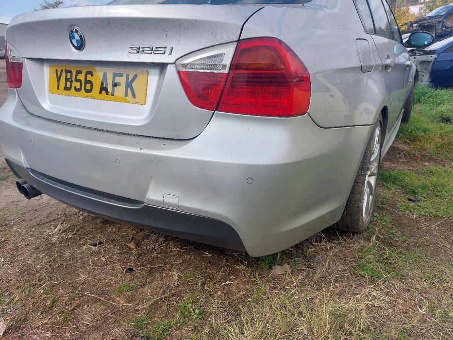Бмв е90 325и bmw e90 325i задна броня