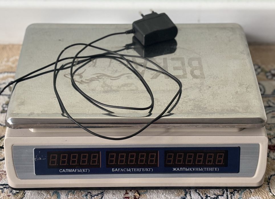 Весы электронные б/у