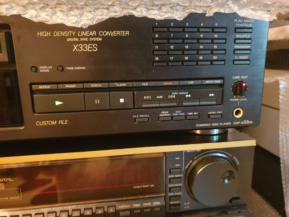 CD аудио плеер Sony ES