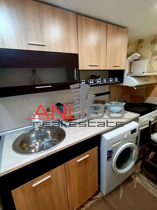 Продава се Къща в Варна, Трошево - 180 кв.м за 1945 €/кв.м - Снимка #1