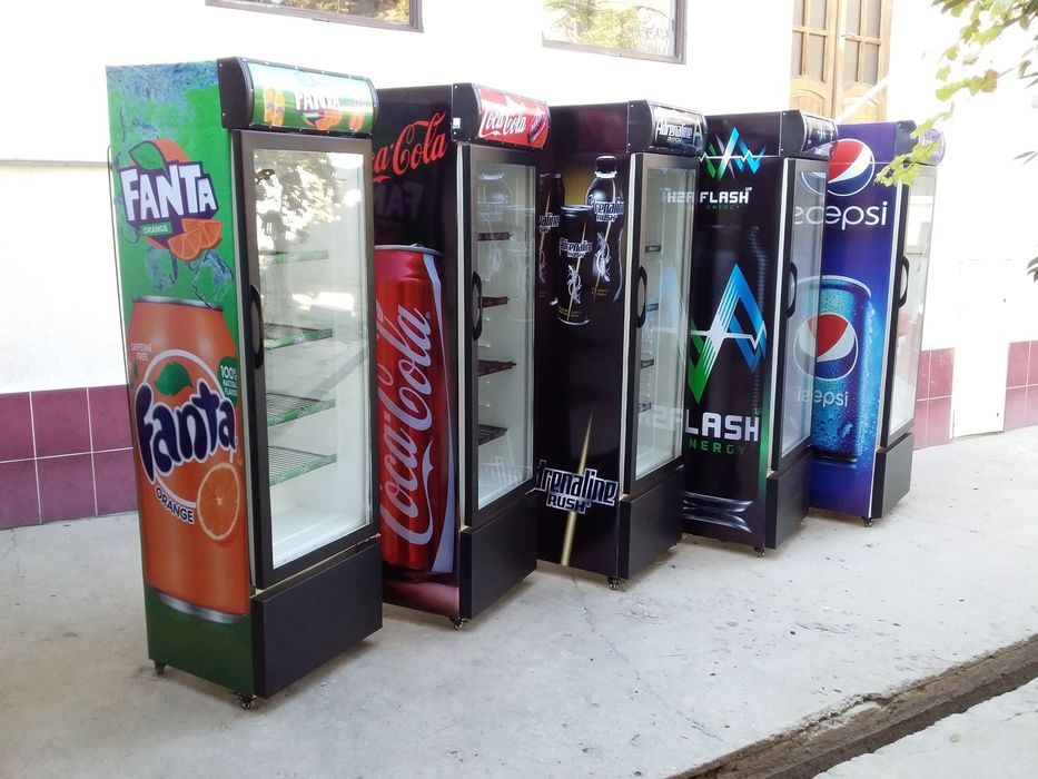 Продаю витрины холодильник