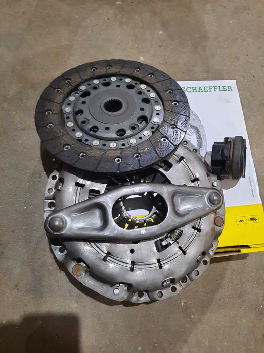 Съединител комплект Bmw N47D20