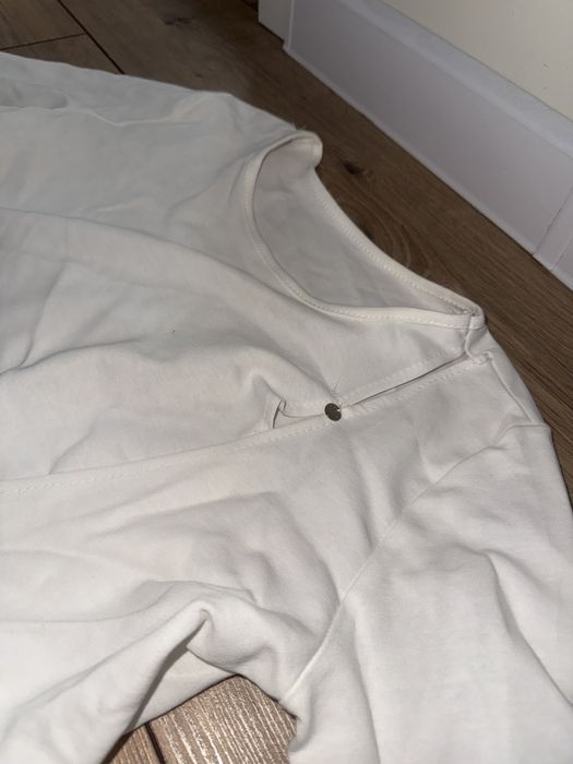 Базовая белая кофта