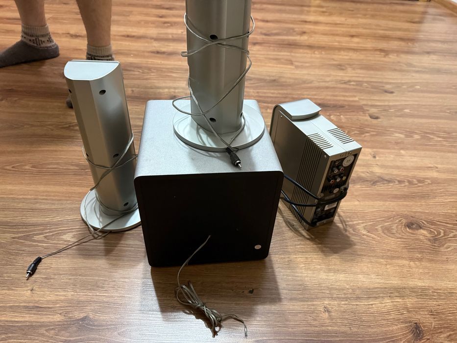 Продам колонки и саббуфер