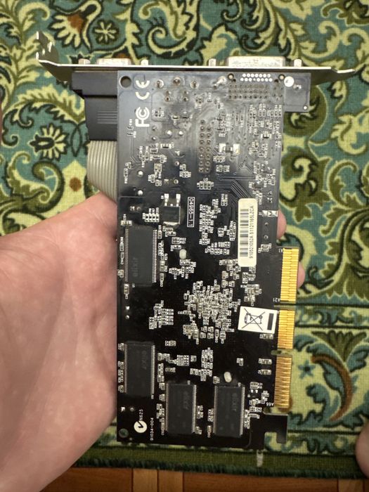 Видео карта NVIDIA GeForce FX 5200