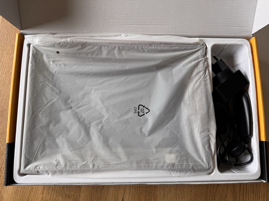 KODAK Classic photo frame/ фото рамка 10inch wifi enabled