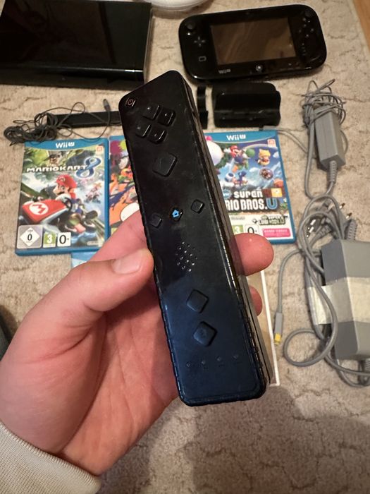 Set Consola Wii U + jocuri + acessorii ( Zelda, Mario, etc.)