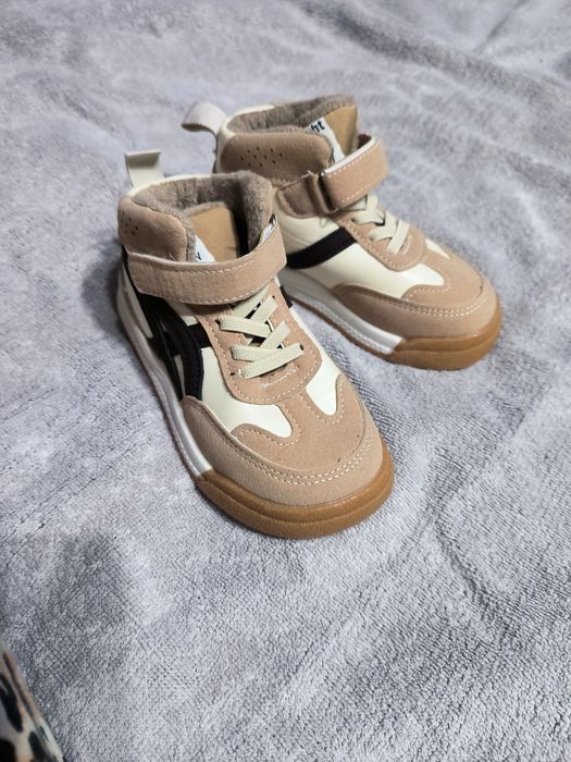 кроссовки ботинки