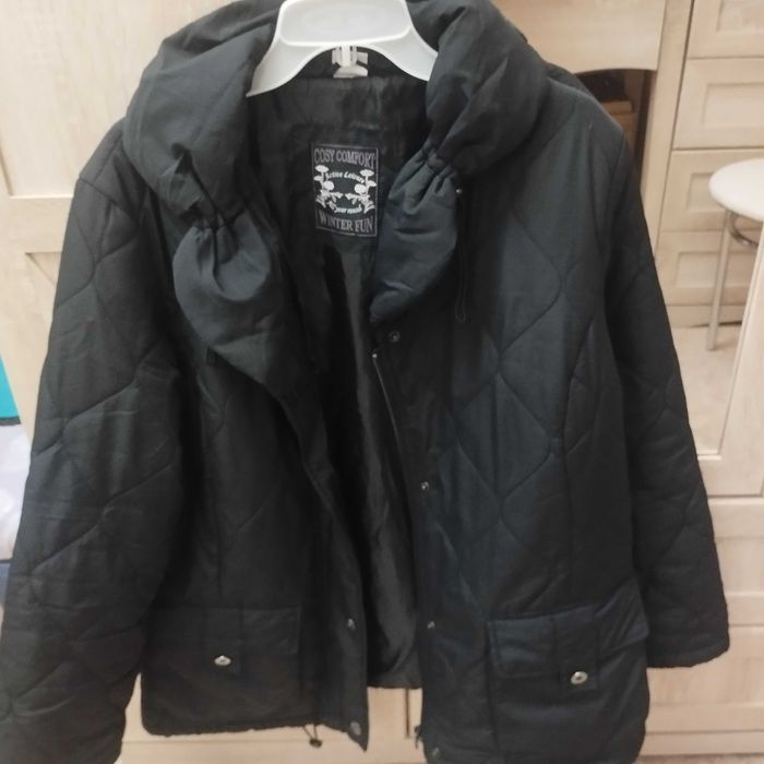 Продам куртки на осень