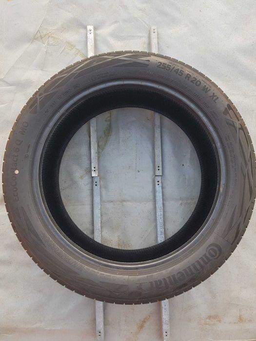 2 anvelope de vara,Continental,255/45/20, DOT2024, Pret: 250lei/bucata
