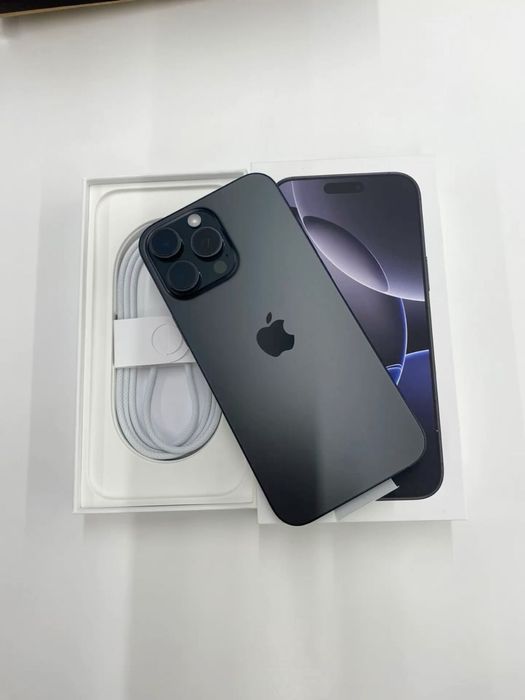 Продам Айфон 16 про мах