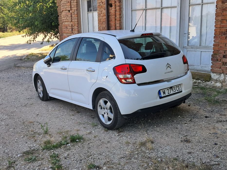 Автомобил Citroen C3